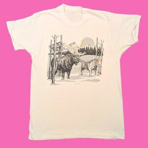 Vintage 1990's Sharp Print, Winter, Mooses T-Shirt Size XL (smaller fit)